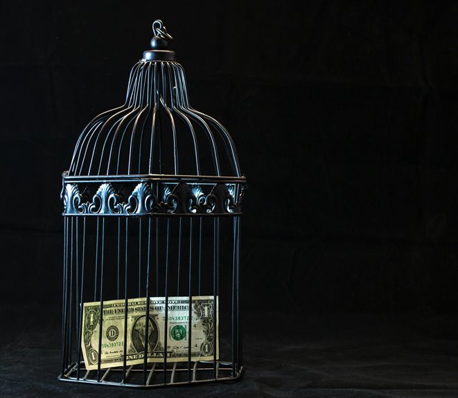 achieving financial freedom tips